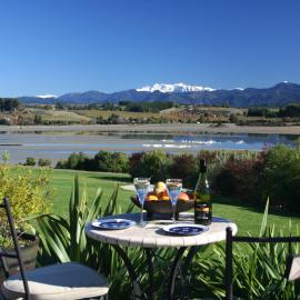 Almyra Waterfront Accommodation, hotell i Tasman