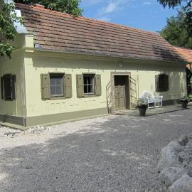 Gara Cottage, hotel a Garabonc