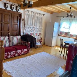 Hunting Lodge, hotel v destinaci Dealu