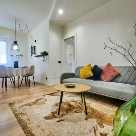 Moma House