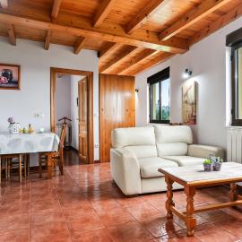 Romano I megustarural, hotel in Porrúa