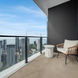 Starview Suite - Private Oceanview 2 Bedroom Apartment on the Star Residence Broadbeach, Free Carpark Included with your stay!
