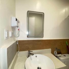 Matina Enclaves Marce's lux condotel, hotel en Davao