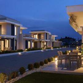 Nefeli & Nefeli Luxury Stay Complexes by Horizon Homes、Orfánionのホテル