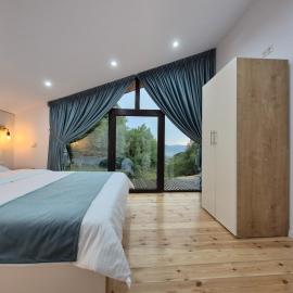 La casa din deal Viseu