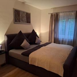 Ferienwohnung am Bach, hotel i Altenkunstadt