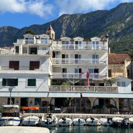 Sobe Radić Gradac, hotel in Gradac