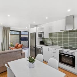 BRAND NEW - Wanaka Studio, hotel in Wanaka