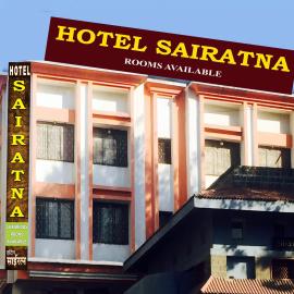 쉬르디에 위치한 호텔 SAIRATNA HOTEL only 1 minute distance from sai temple