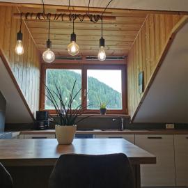 Haus Maria, hotelli kohteessa Campolasta