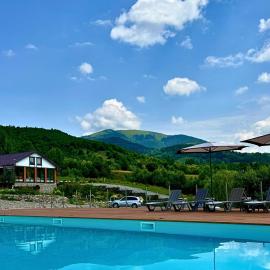 Kolochava Eco Resort, מלון בקולוצ'אבה