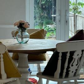 Spacious Town house 2 bed 2 mins 2 beach, Hotel in Deal