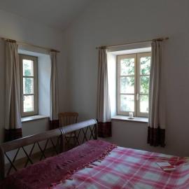 Varanges, near Cluny & Taizé: Cortambert şehrinde bir otel
