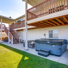 Scenic Large-Group Retreat, 1 Mi to Bryce Canyon!, hotell i Bryce Canyon