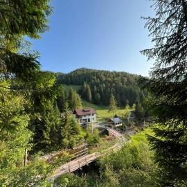 Apuseni Escape, hotel in Gârda de Sus