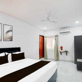 Collection O Collection O BN Reddy Formerly Capitol Stay inn, hotel din Maula Ali