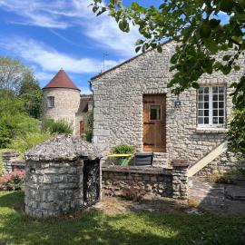 La petite maison de Boisrival, hotel Bury városában