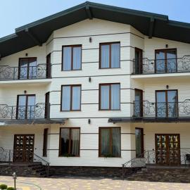 Villa Viktoria, hotel em Lazeshchyna