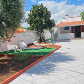 Villa Happy, hotel in Leporano