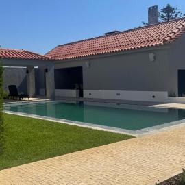 Casa com jardim perto da praia