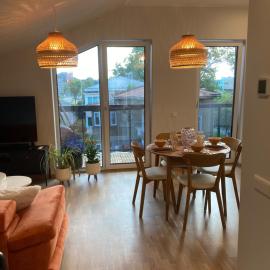Sunset Apartment, rõduga korter uues majas!
