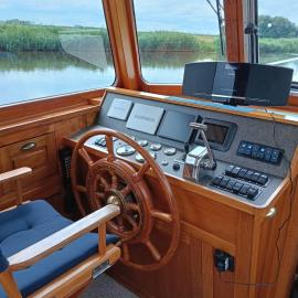 Deluxe romantic boat, hotel a Hoogeveen