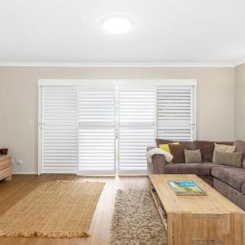 Best Location-100m from beach, town and coffee