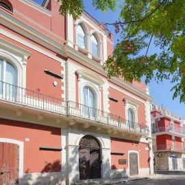Palazzo della Torre - Seaview Luxury historical apartments, hotel em Bari