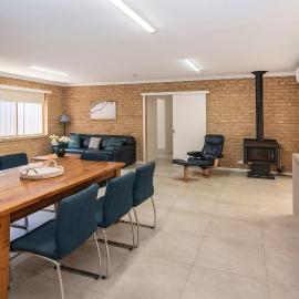 Just Beachy- Large secure backyard, hotel in Vasse
