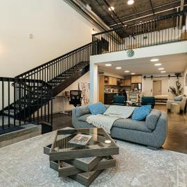 Spectacular LOFT in Heart of LA with GYM, Pool, parking