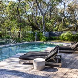 Bangalay Villa 15 just Steps from Seven Mile Beach، فندق في Shoalhaven Heads