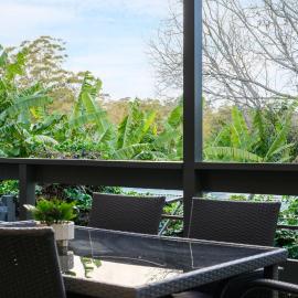 Waitara cozy 2BR walking distance to train station, viešbutis mieste Waitara