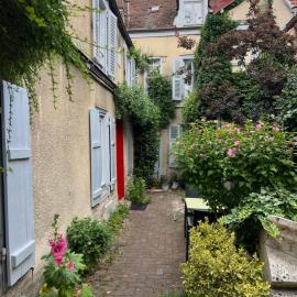 Duplex La Maisonnette 2 Chambres - parking gratuit, hotel a Troyes