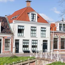 Appartement De Koesfabriek centrum Dokkum, hotelli kohteessa Dokkum