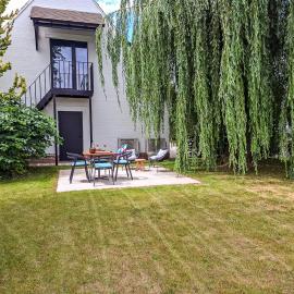 Cosy apartment with garden, hotel din Kortrijk