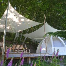 Wig Wam Morvan – hotel w mieście Mesvres