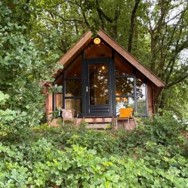 De Schutkooi - Tiny Houses, hotel di Vortum-Mullem
