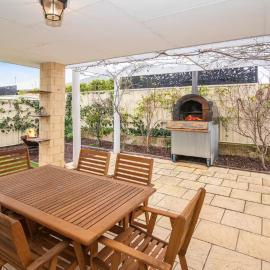 Tranquil Times-Pizza Oven, Fireplace, near the golf course