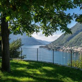 Via dei Monti โรงแรมในเนสโซ