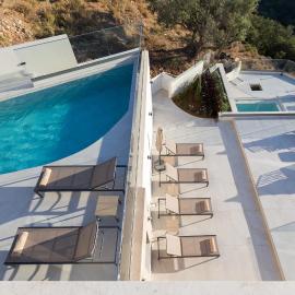 Villa Santa Ιrini 2 - With Heated Pool