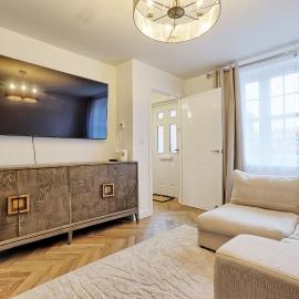 Luxury and cosy 2 bed entire house in Essex 20 mins from beach