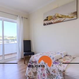 #320 Quinta da Correeira 55 by Home Holidays, hotel i Brejos
