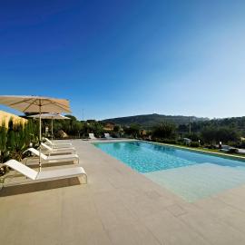 ACQUA PETRA Pool Villa & Suites