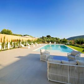 ACQUA PETRA Pool Villa & Suites