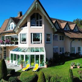 Sunside Ferien Wellness Oase Hotel Apartment's Schwarzwald am Schluchsee, hotel u gradu Šluhze
