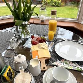 Home2Home Meadow Close, hotel in East Kilbride