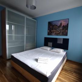 Apartament Osiedle Sztuk Pięknych, hotelli Toruńissa
