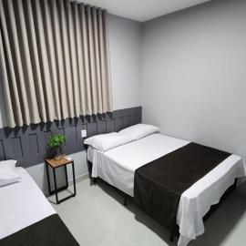 FLATS CERRADO são josé, hótel í Montes Claros