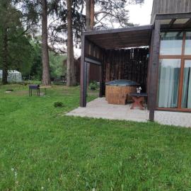 Baltic Box, hotel sa Lielvārde