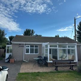 Bungalow in Talacre, hotel in Talacre